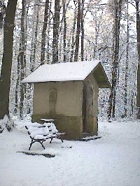 Kapel in het bos bij Nommern